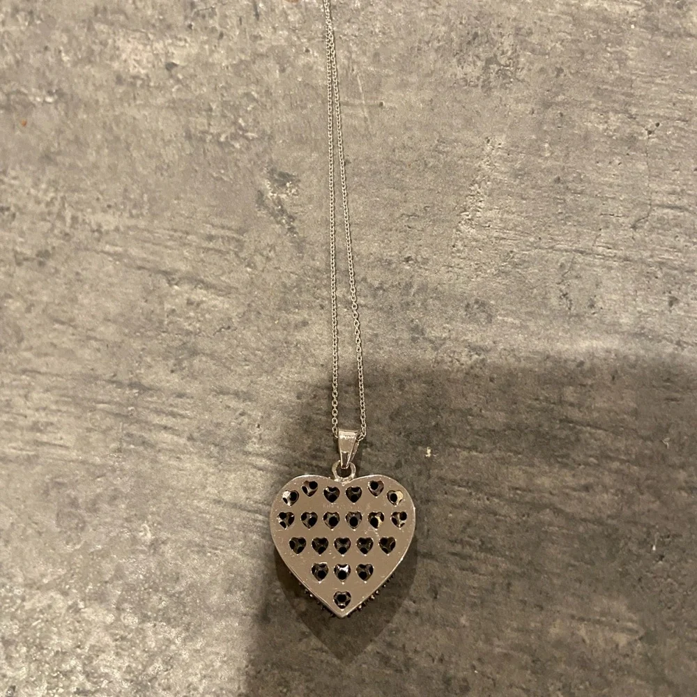 PRICE DROP! 4 cttw Black Spinel Heart Necklace - Picture 7 of 8